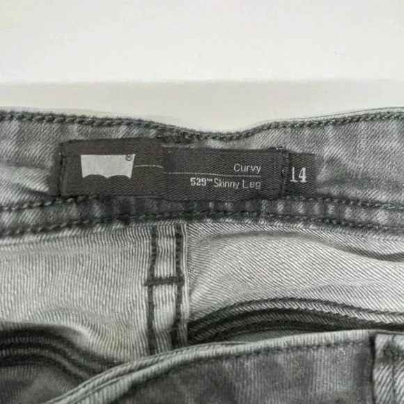 Black Distressed Levi’s Size 14‎ Skinny Stretchy Comfortable - Picture 3 of 8